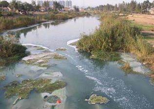 地处浑善达克沙地南缘的张家口、承德