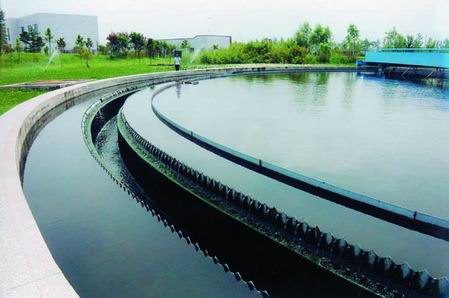 而是高度聚焦于能够解决核心痛点、创造新型价值的战略节点