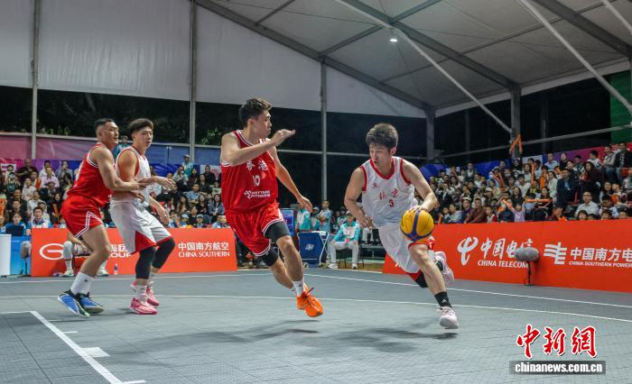 广东队双杀浙江宁夏晋级小组决赛 湖北高个军团