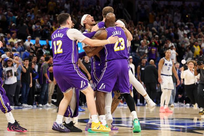 湖人客场绝杀魔术 詹姆斯登顶历史出场数