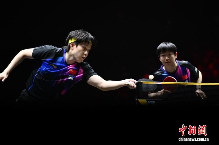 王楚钦一日三赛全线告捷,男单、男双、混双三