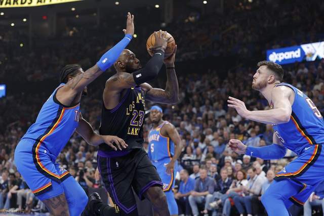 湖人惨败雷霆43分 创赛季最惨失利