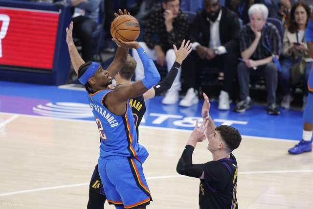 湖人惨败雷霆43分 创赛季最惨失利