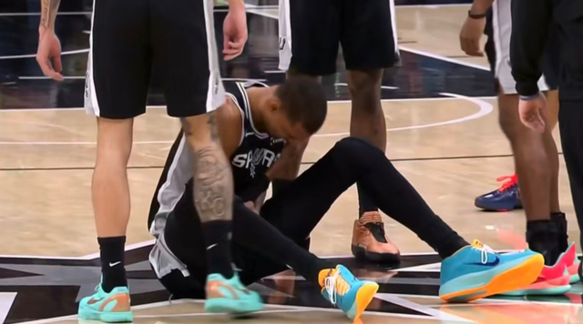 文班肋骨挫伤退赛 或影响MVP评选