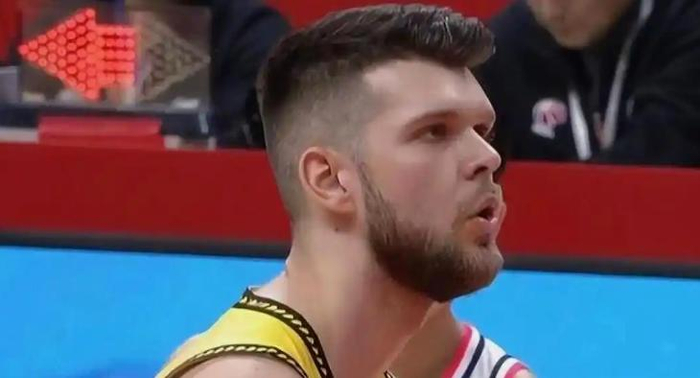 广东宏远常规赛末期低迷暴露季后赛隐患